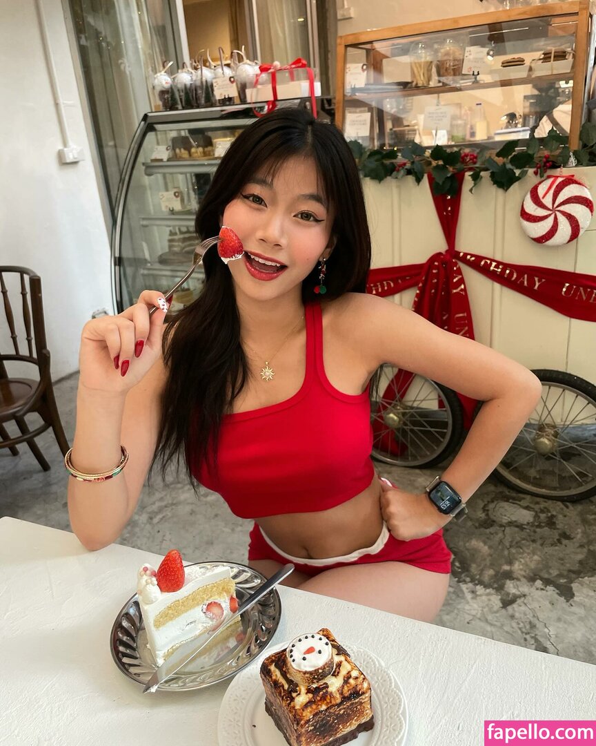 Saipetch B. / aaomhelloo Nude Leaked  Photo #31