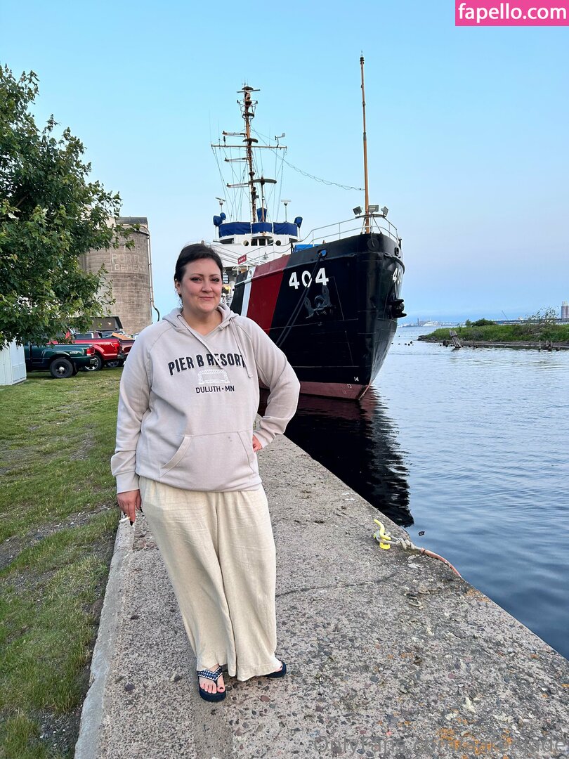 aapicciuto / aarenjade Nude Leaked OnlyFans Photo #20