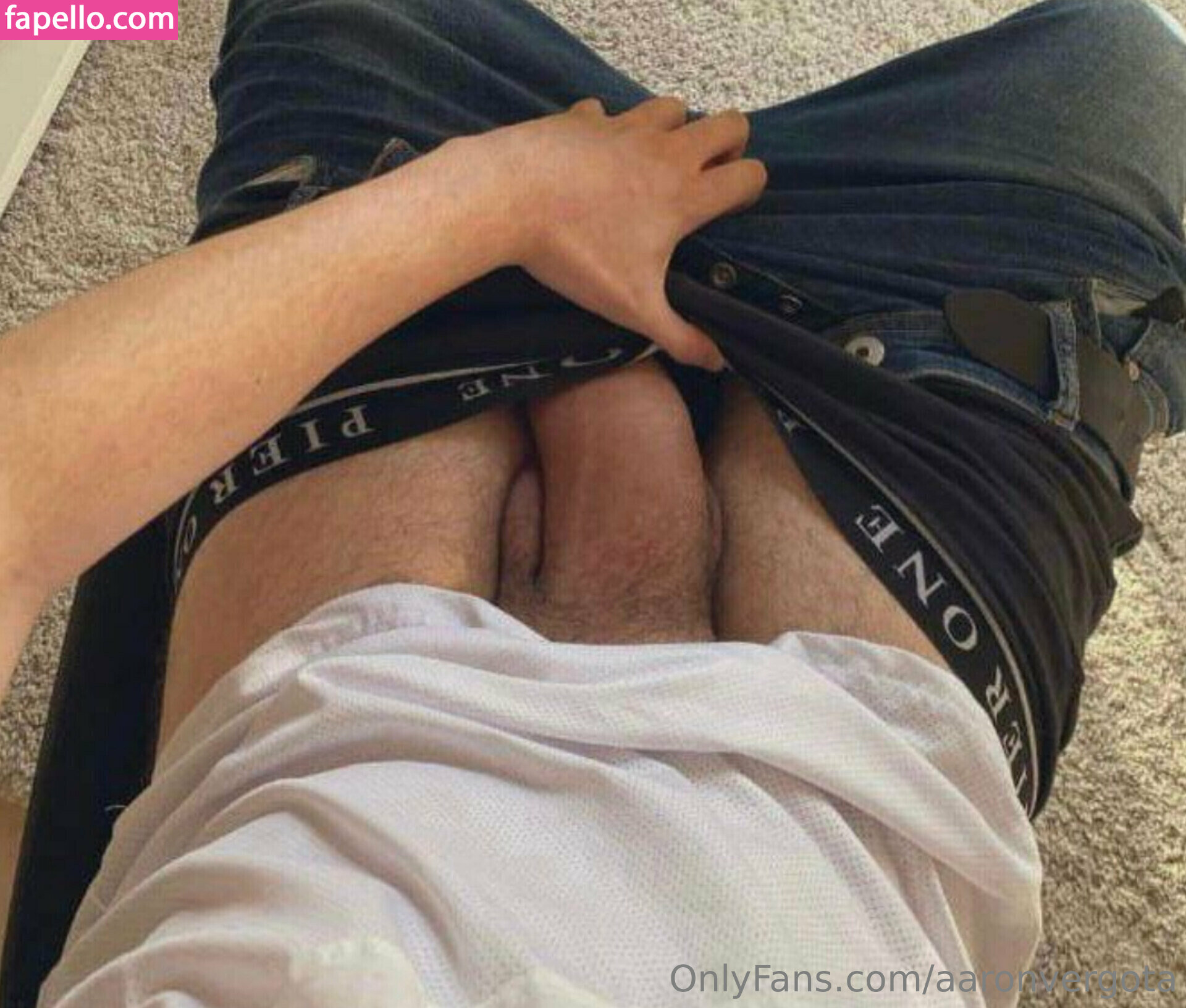 aaronvergota / azzverga Nude Leaked OnlyFans Photo #27