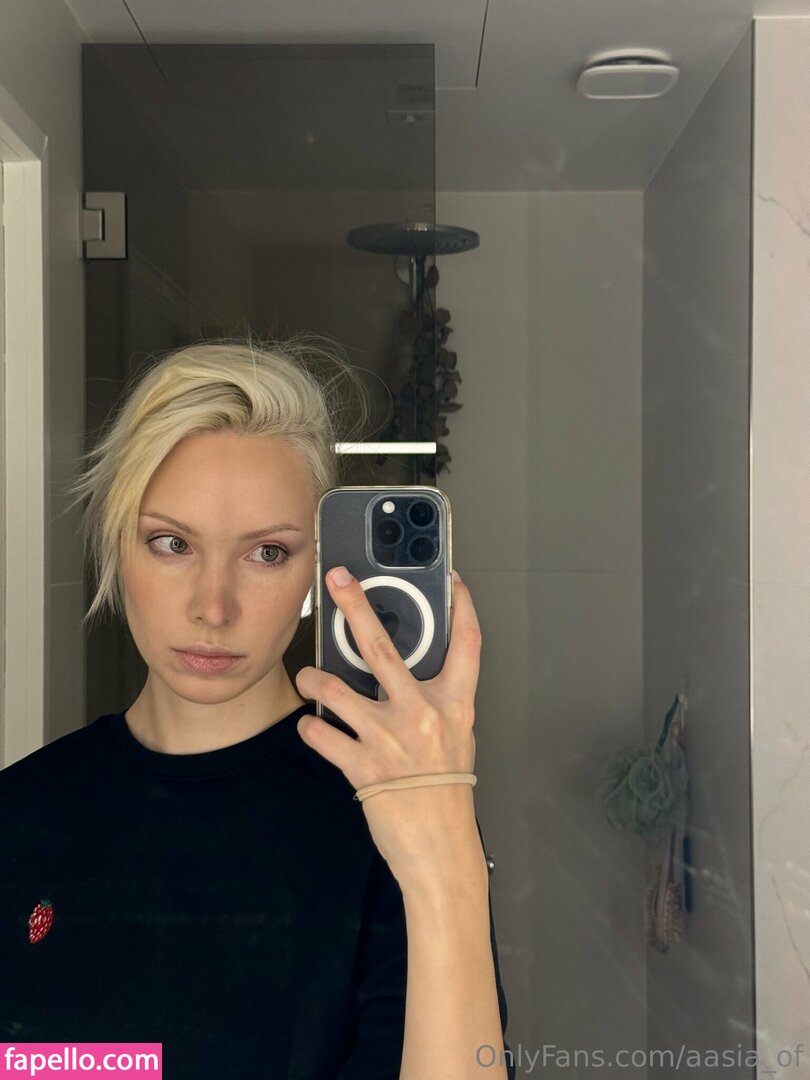 aasia_of / aasia_off Nude Leaked OnlyFans Photo #1