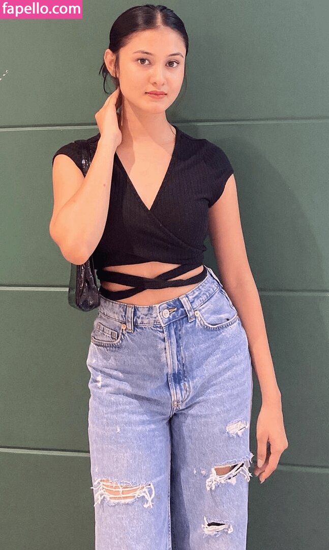 Aayushi Verma / aayushiivermaa Nude Leaked  Photo #2