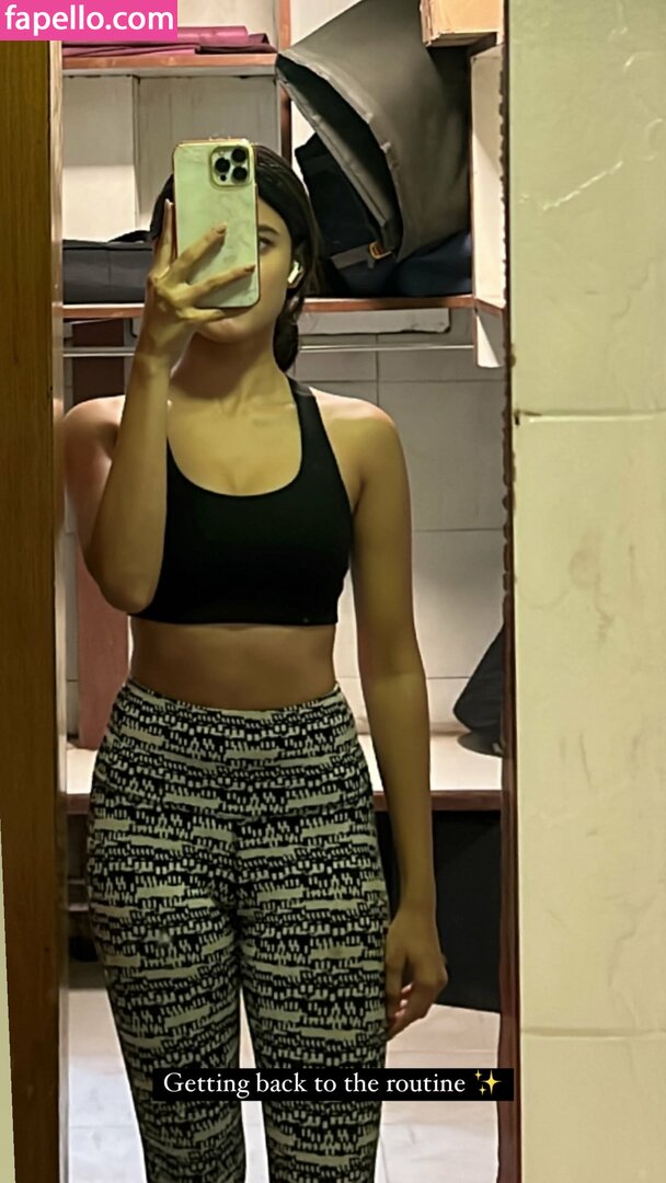 Aayushi Verma / aayushiivermaa Nude Leaked  Photo #27