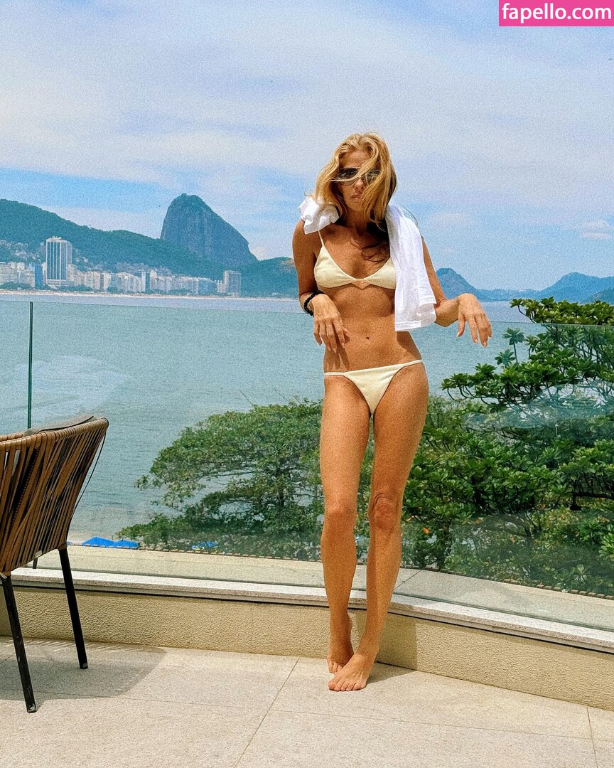 Adriane Galisteu / galisteuoficial Nude Leaked OnlyFans Photo #152