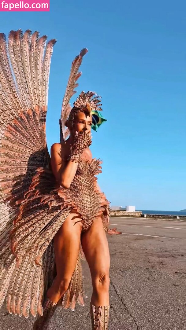 Adriane Galisteu / galisteuoficial Nude Leaked OnlyFans Photo #595