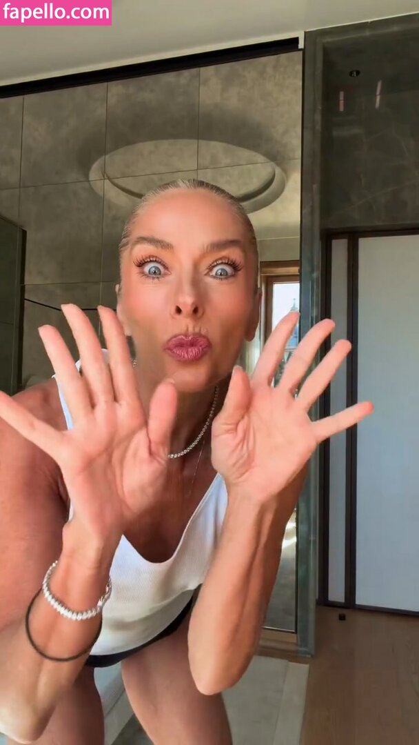 Adriane Galisteu / galisteuoficial Nude Leaked OnlyFans Photo #683