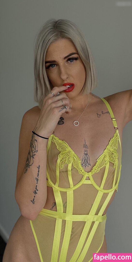 Aimee Mcallister / aimsmcallister / blondebabybabe Nude Leaked OnlyFans Photo #9