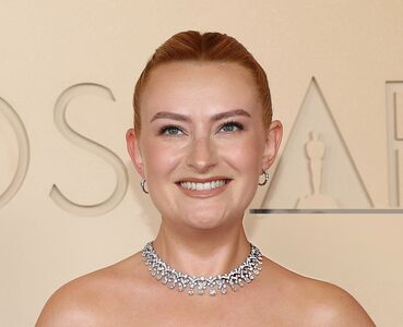 Amelia Dimoldenberg #842