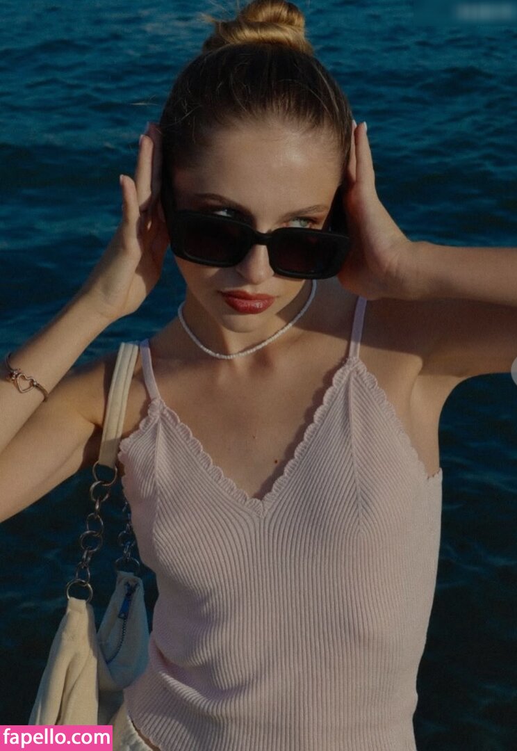 bbbozhena Nude Leaked  Photo #5