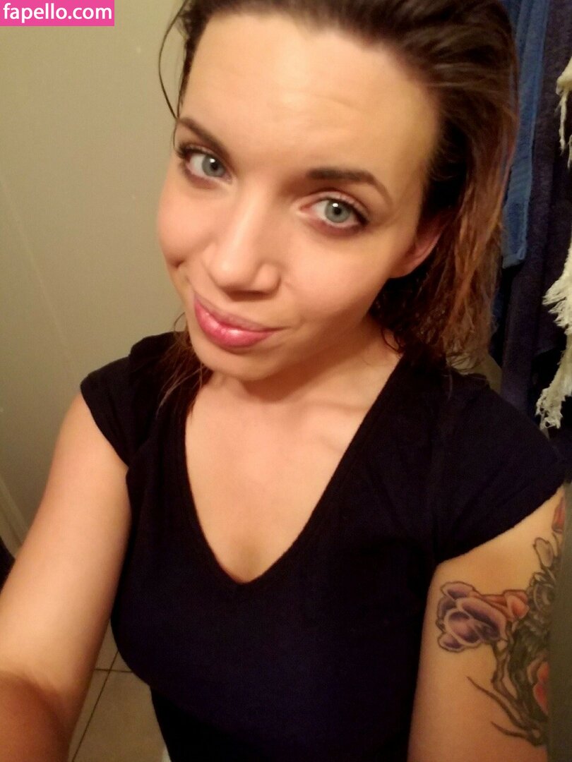 bbcaddictedwife / blueyyedbeautyy / reel Nude Leaked OnlyFans Photo #20