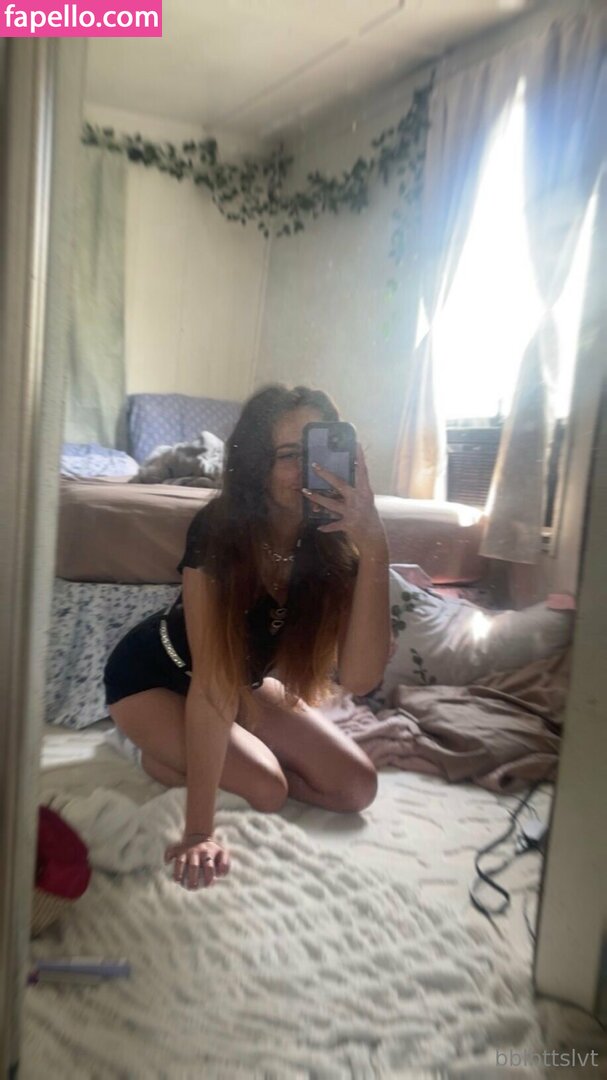 bblbttslvt / bubblestheraccoon Nude Leaked OnlyFans Photo #20