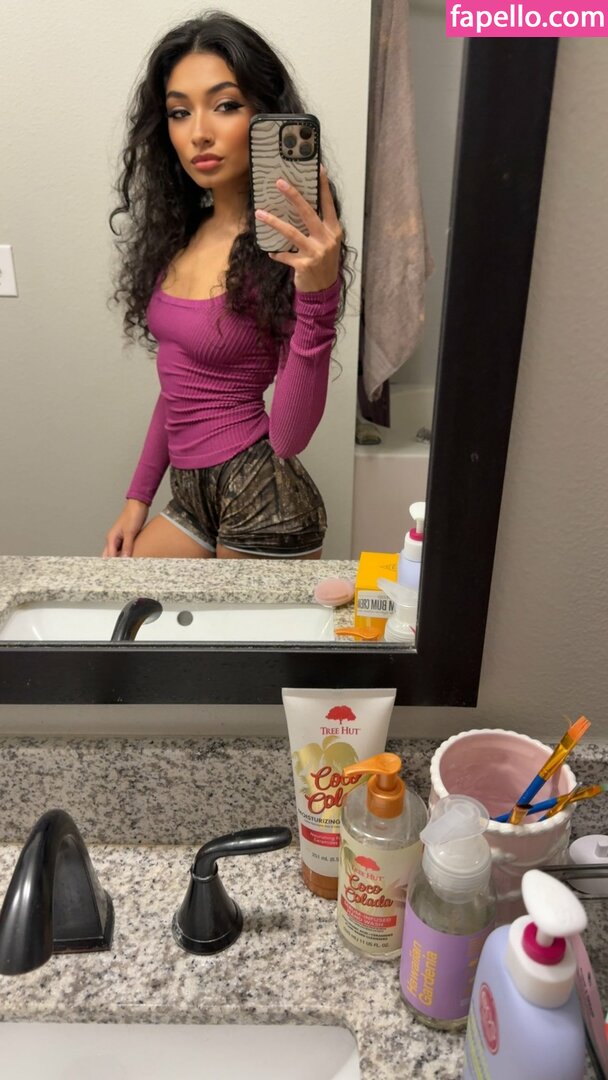 b.riannana / bbribri / iluvbbribri Nude Leaked OnlyFans Photo #3