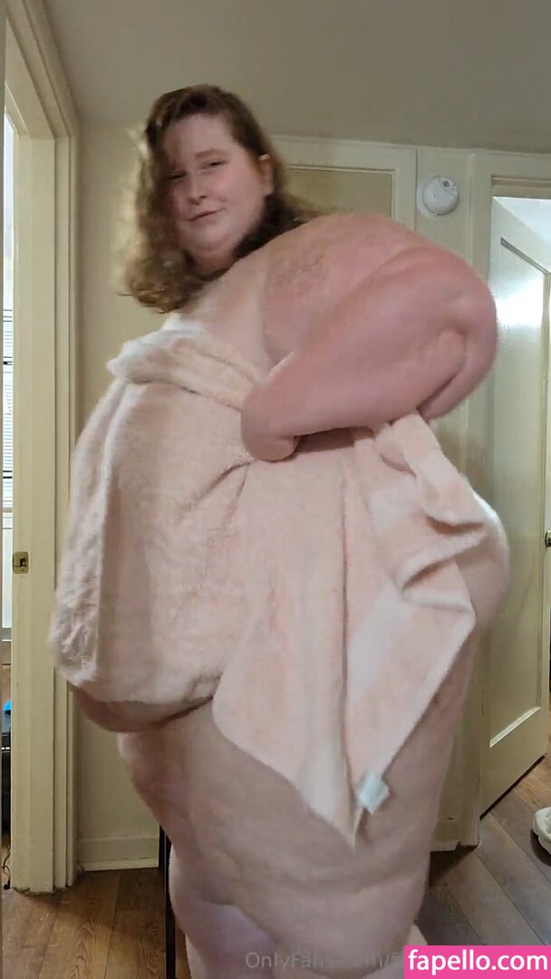 BBW / bbw_layla / chubby / curvy ladies / embersweetsvip / monafaith / norarosejeanxx / vichotflix Nude Leaked OnlyFans Photo #32