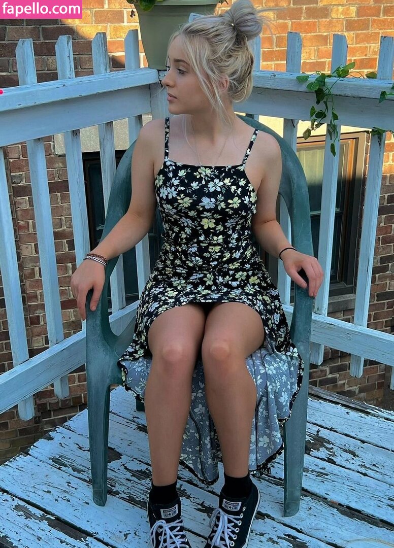 Bbyhanna18 / bbyhanna18___ Nude Leaked  Photo #1