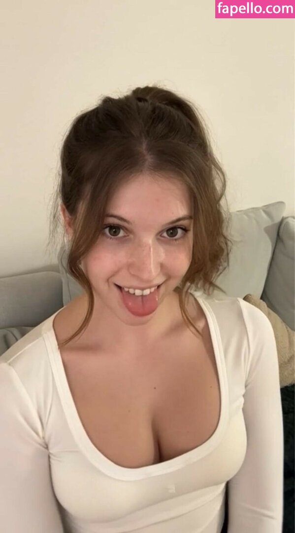 CCashley / cc.ashley / uashleypink Nude Leaked OnlyFans Photo #12