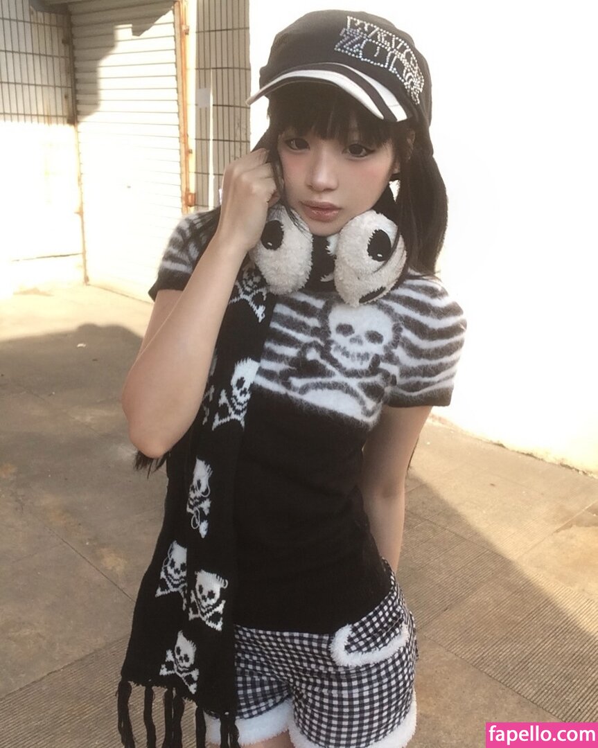 cccddon Nude Leaked  Photo #6