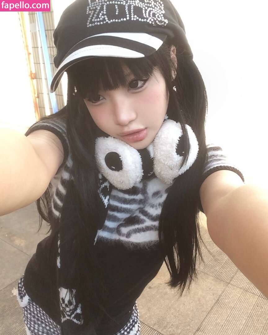 cccddon Nude Leaked  Photo #8