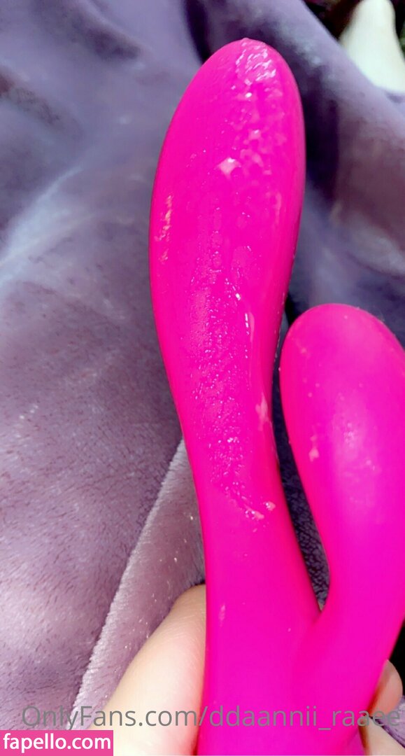 ddaannii_raaee / dddaannielle Nude Leaked OnlyFans Photo #24