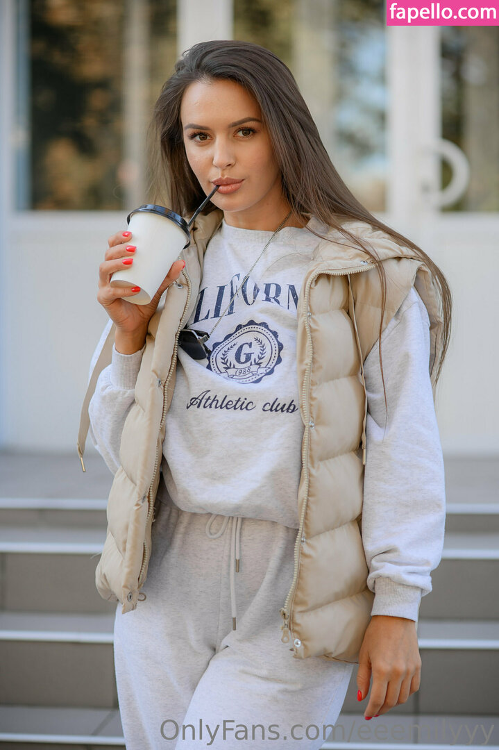 eeemilyyy Nude Leaked OnlyFans Photo #54