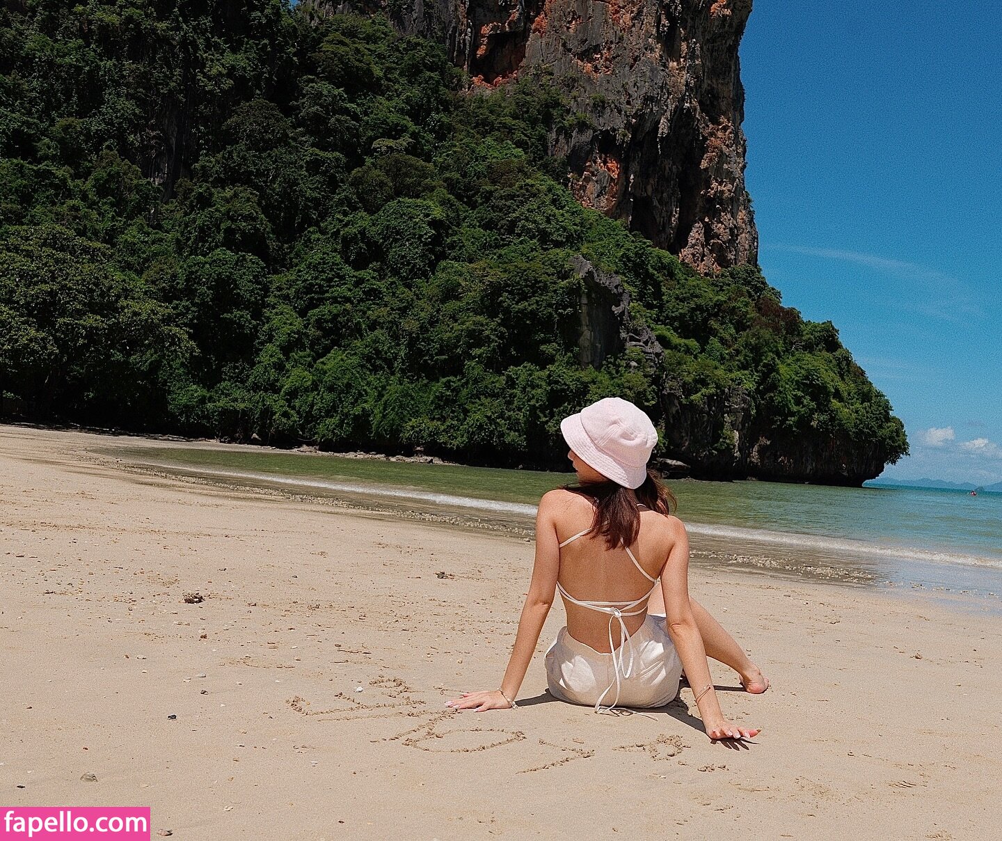 Eeeveenara / Eevee Enara / eeveenara Nude Leaked  Photo #457