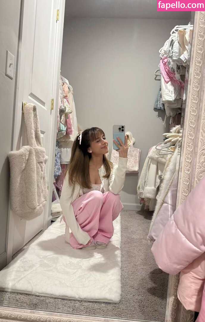 Eeeveenara / Eevee Enara / eeveenara Nude Leaked  Photo #520