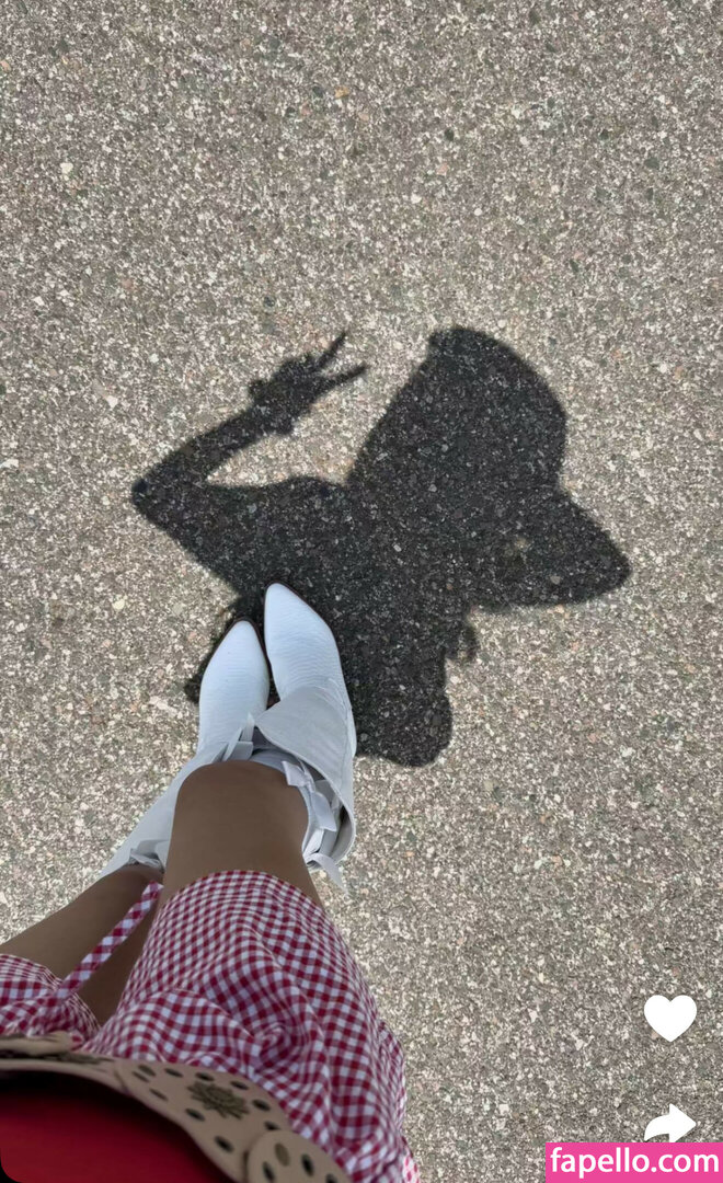 Eeeveenara / Eevee Enara / eeveenara Nude Leaked  Photo #598