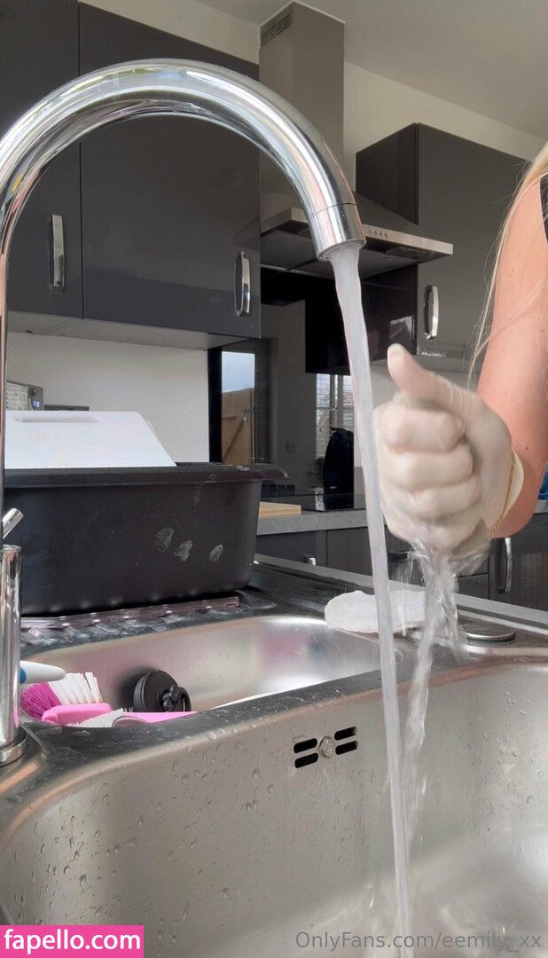 eemily_xx Nude Leaked OnlyFans Photo #4