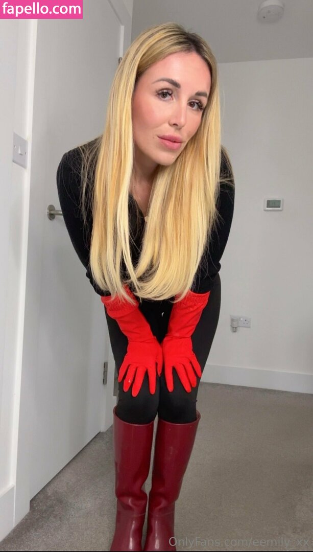 eemily_xx Nude Leaked OnlyFans Photo #8