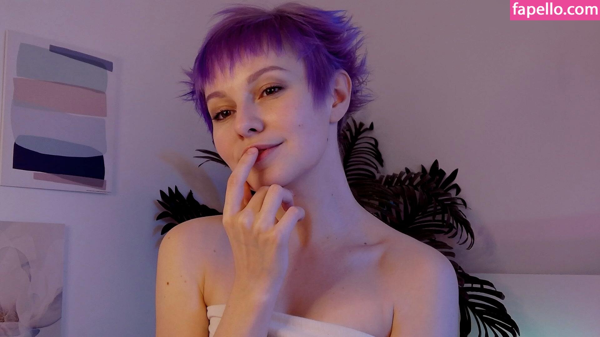 Eemmafox / ravencos / vellowl Nude Leaked  Photo #5