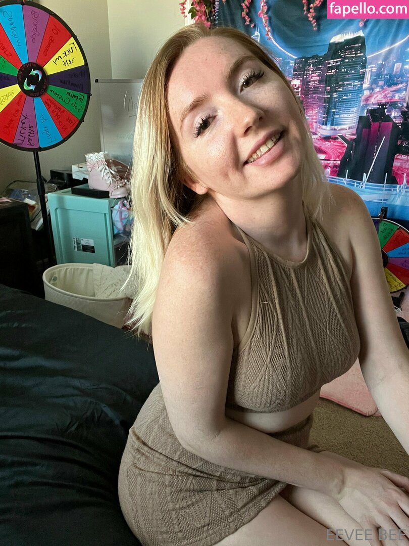 Eevee Bee / Eeveebeeshow / eevee_bee / eeveethebee Nude Leaked OnlyFans Photo #454