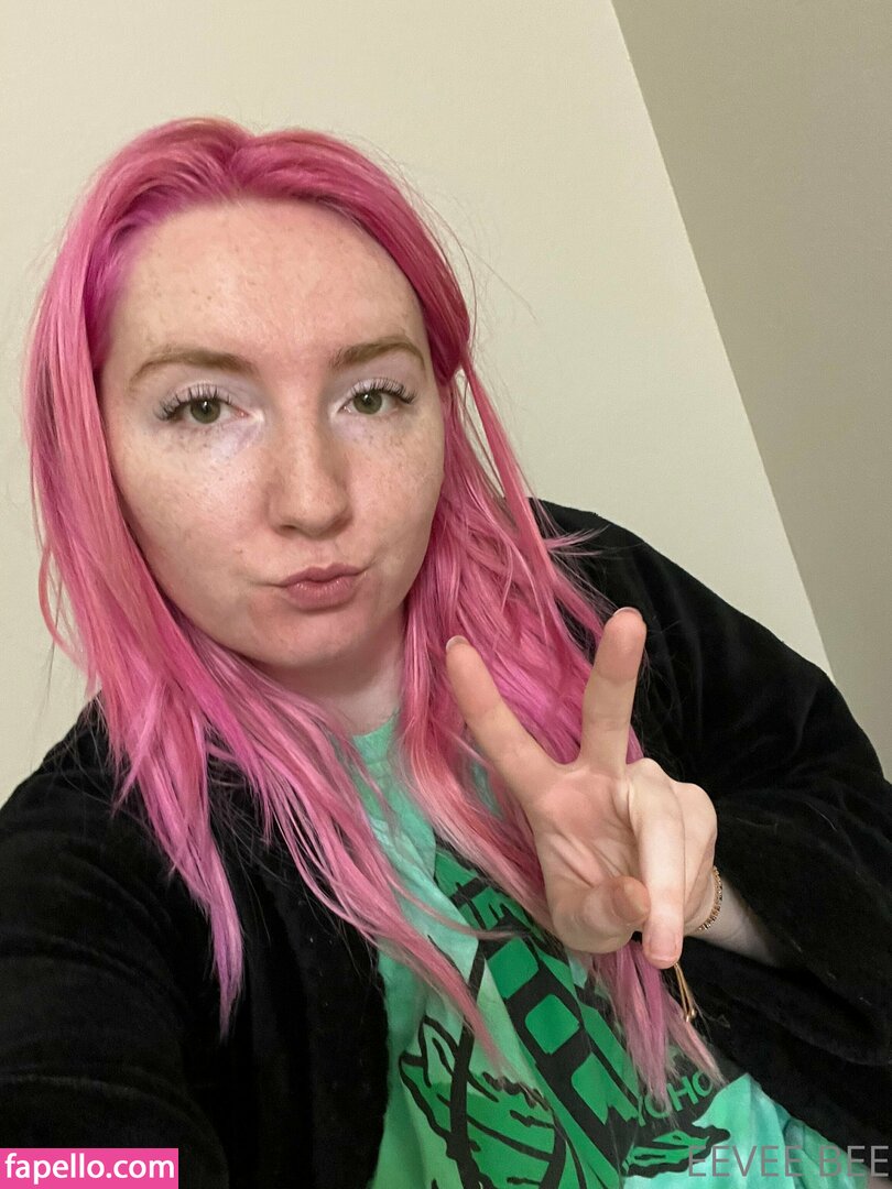 Eevee Bee / Eeveebeeshow / eevee_bee / eeveethebee Nude Leaked OnlyFans Photo #699