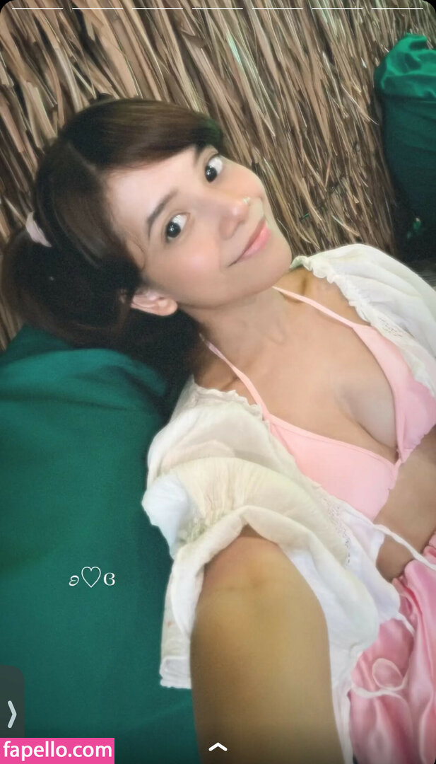 Eevee Enara / Eeveenara Nude Leaked OnlyFans Photo #8