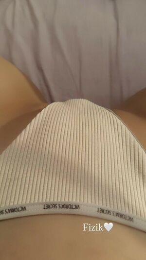 Elif Karaarslan #1219