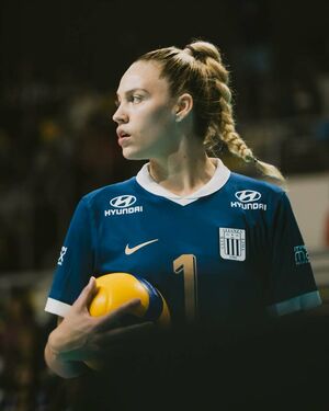 Elina Rodríguez #57