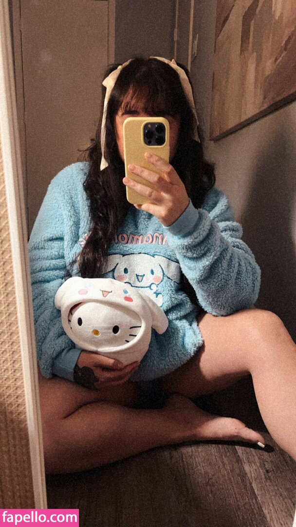 ffs_roxanne / ffsroxanne Nude Leaked  Photo #3