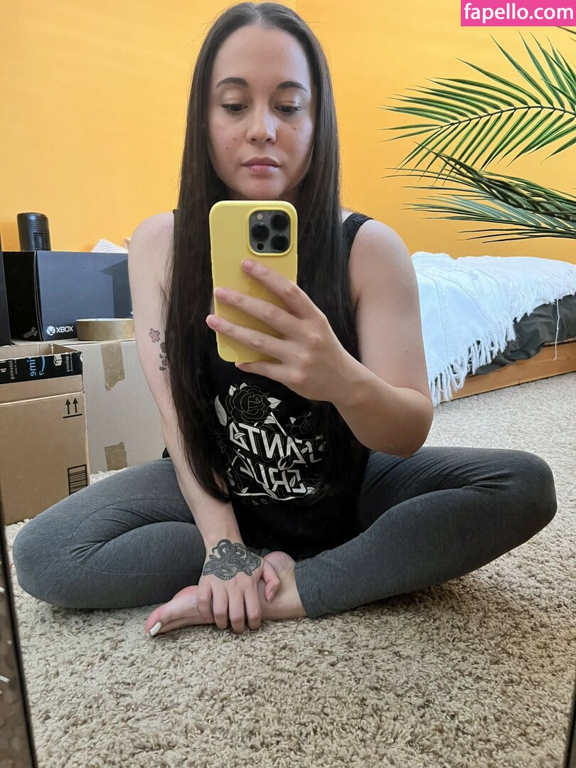 ffs_roxanne / ffsroxanne Nude Leaked  Photo #17