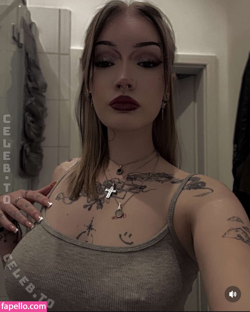 gg.ellieee / gg.ratte / ggEllieee Nude Leaked  Photo #24