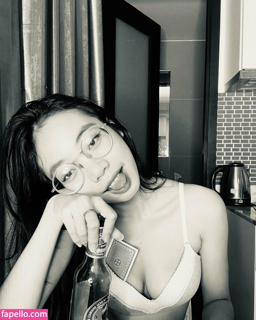 Dayone_ps / GGoldenbee / goldenbeelive Nude Leaked OnlyFans Photo #15