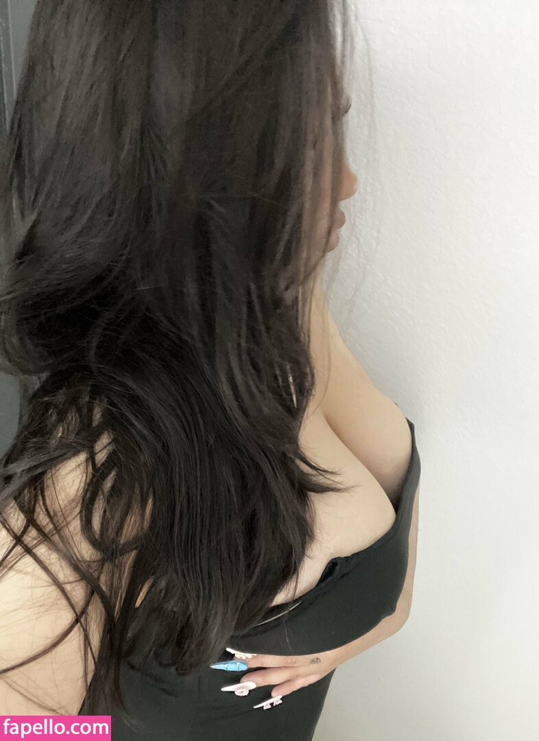 glistenlovve / lesglisten111 / love_ramayrat Nude Leaked OnlyFans Photo #40