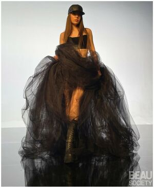 Hailee Steinfeld #715