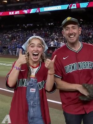 Haley Lu Richardson #820