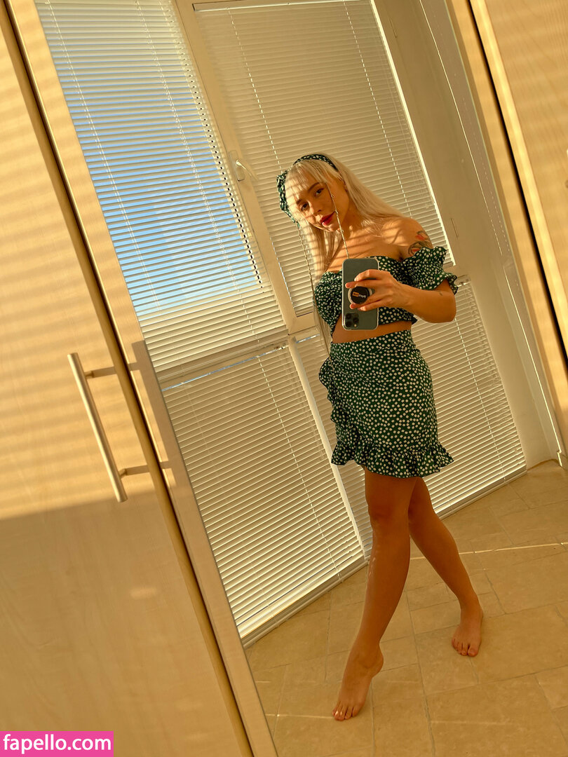 AliceBong / Hheadshhot / hheartshhot Nude Leaked OnlyFans Photo #952