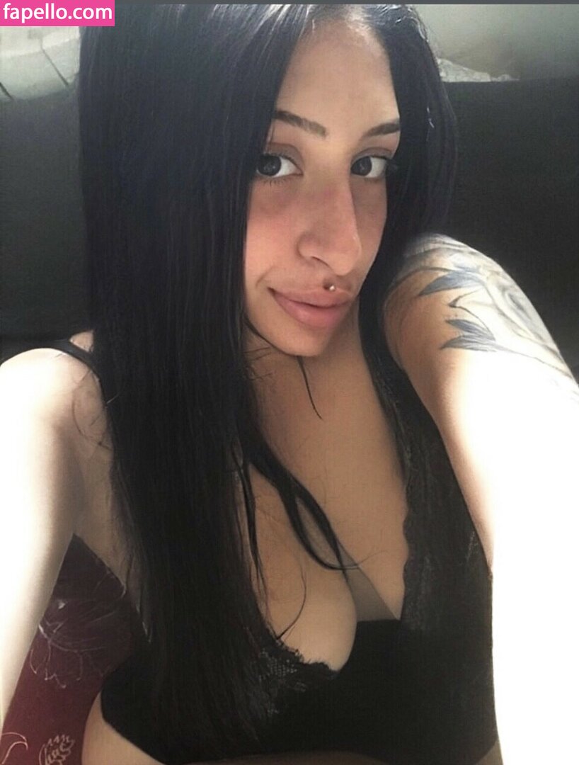 Iiamalis Nude Leaked  Photo #1