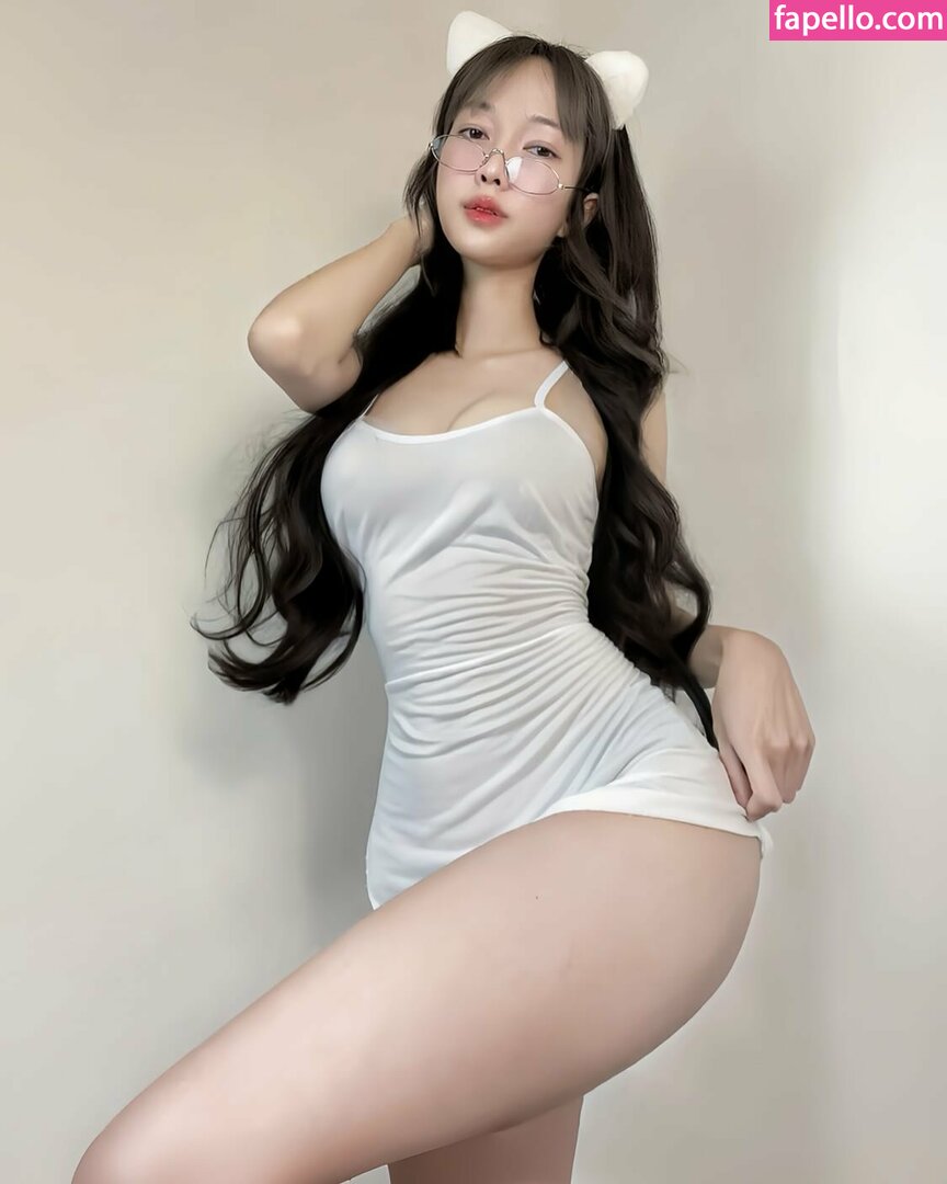 iiiibergs Nude Leaked  Photo #1