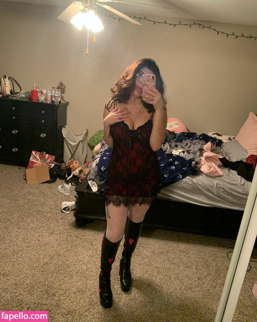 IiIjiggles / idali.guebara18 / jigglesssss / peachyidali Nude Leaked OnlyFans Photo #1