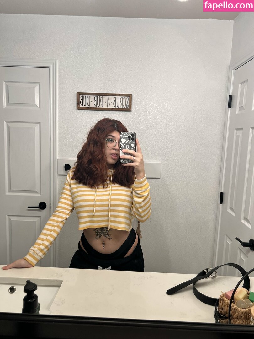 IiIjiggles / idali.guebara18 / jigglesssss / peachyidali Nude Leaked OnlyFans Photo #89