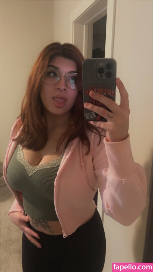 IiIjiggles / idali.guebara18 / jigglesssss / peachyidali Nude Leaked OnlyFans Photo #92