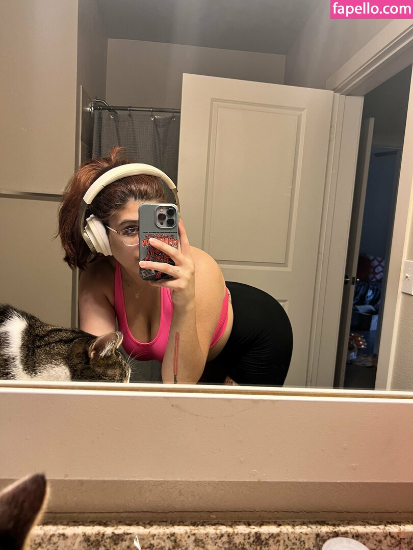 IiIjiggles / idali.guebara18 / jigglesssss / peachyidali Nude Leaked OnlyFans Photo #103