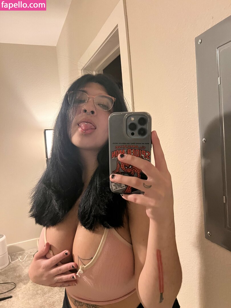 IiIjiggles / idali.guebara18 / jigglesssss / peachyidali Nude Leaked OnlyFans Photo #107