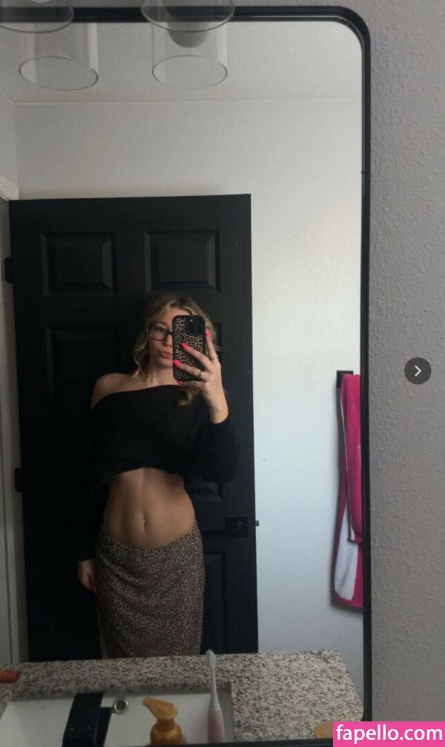 iisabellarosee / iisabellaroseeee / isabella rose / isabellagabbard Nude Leaked OnlyFans Photo #13