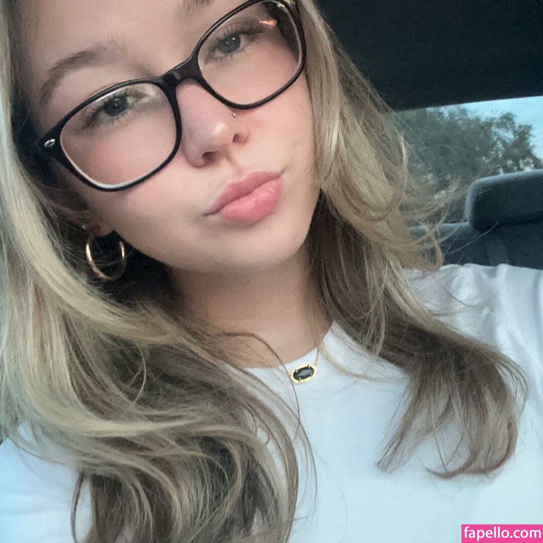 iisabellarosee / iisabellaroseeee / isabella rose / isabellagabbard Nude Leaked OnlyFans Photo #25